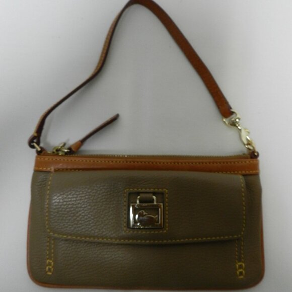 Dooney & Bourke Leather pebbled weather resistant zip top small baguette clutch - Picture 6 of 10